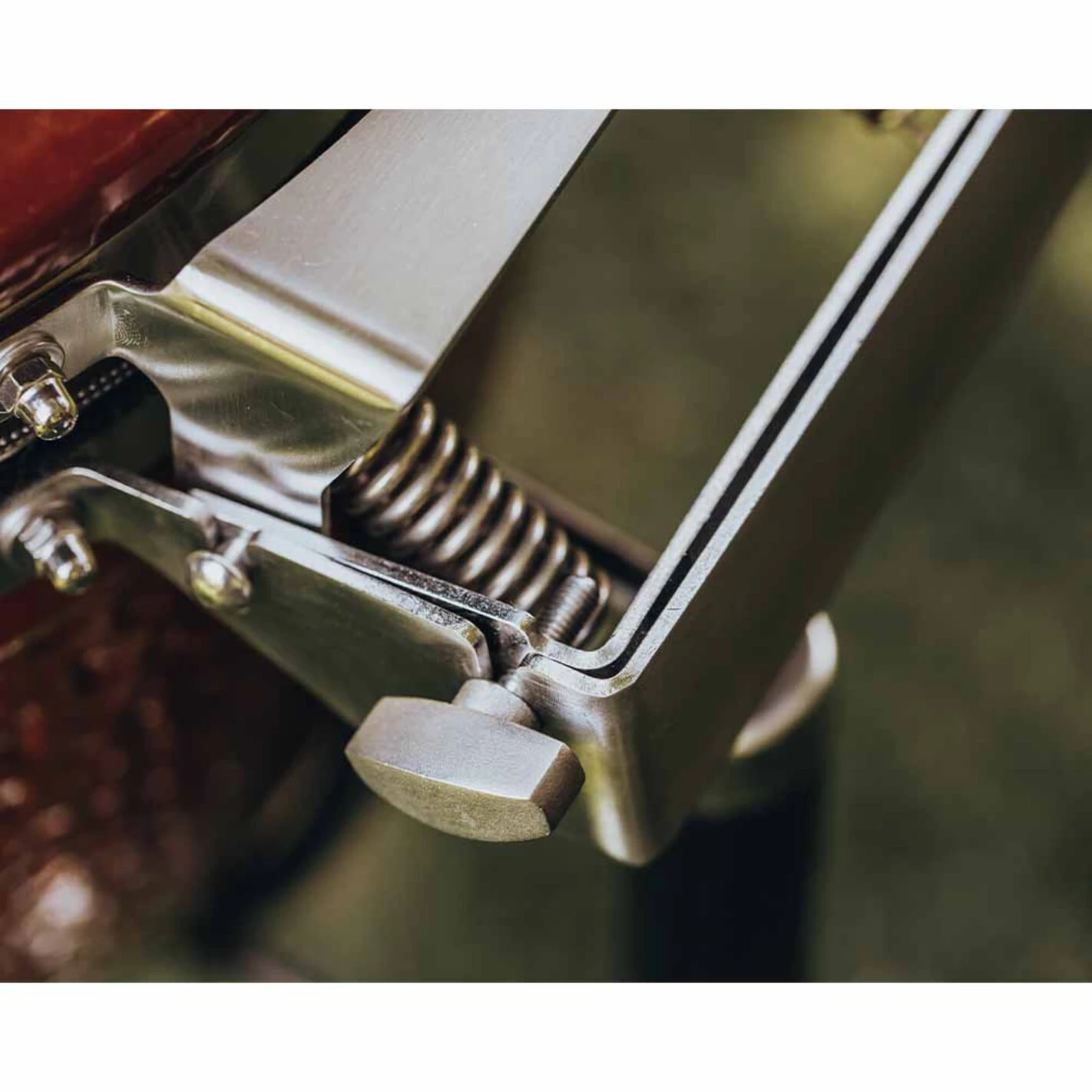 Barbecue Kamado JUNIOR Pro 2.0 Noir + Chariot - Monolith* 8 Barbecue Kamado JUNIOR Pro 2.0 Noir + Chariot - Monolith* – Image 8